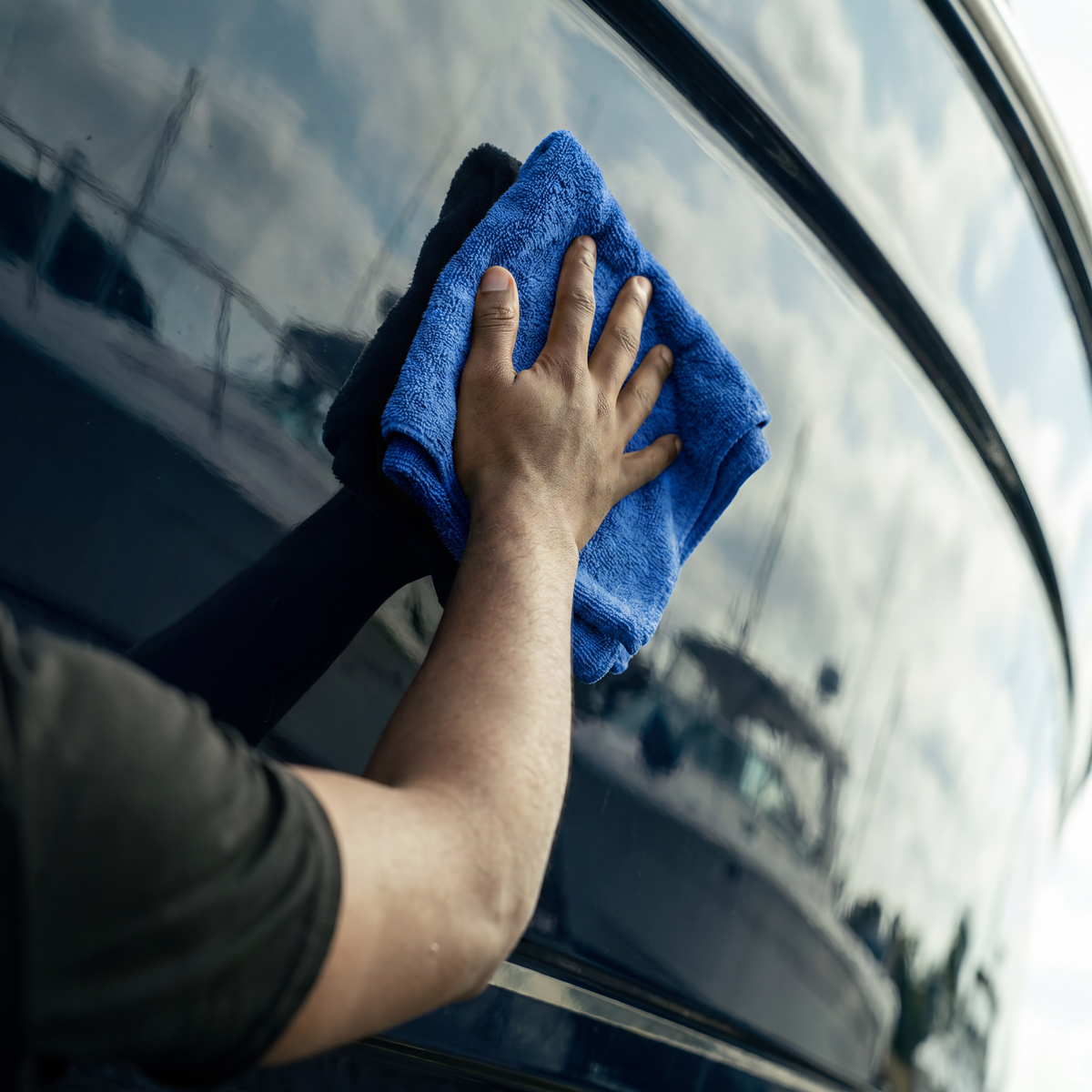 How to Remove Boat Water Spots Safely by Surface