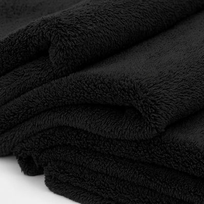 Premium marine microfiber detailing towel for safe application of ceramic coatings on fiberglass gelcoat